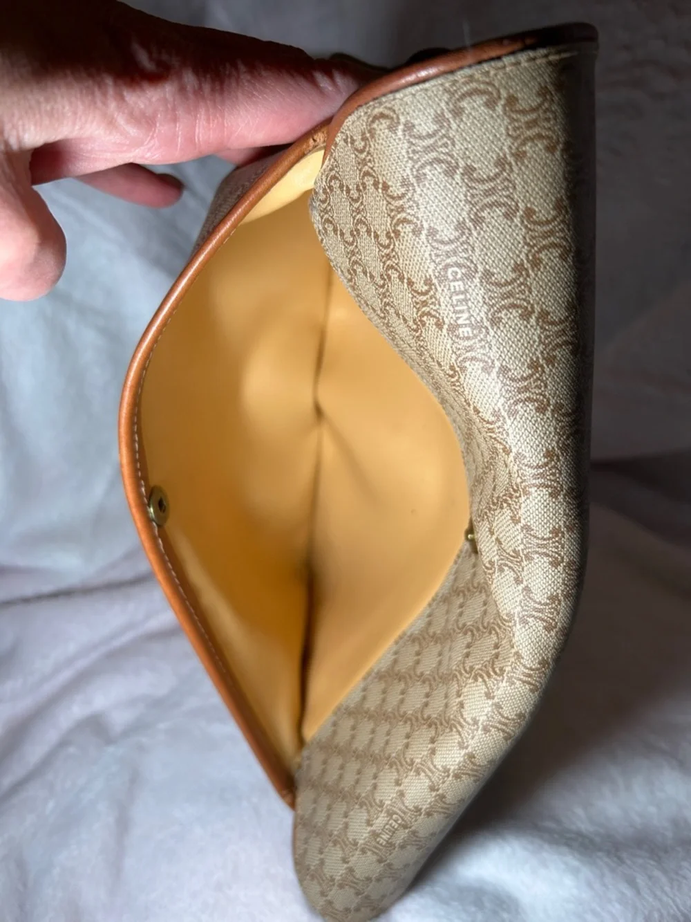 345. Vintage CELINE Macadam PVC and leather beige shoulder bag w/coa - Picture 14 of 14